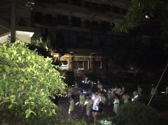 踏破黑暗，守護(hù)部落The Amazon Jungle Morning 