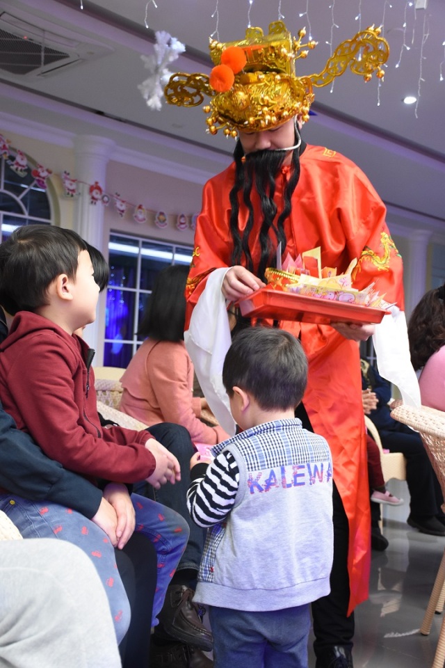 小雞小雞咯咯噠~開”匯“啦！