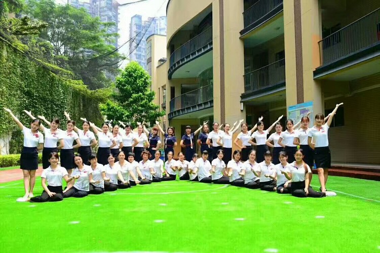 “春暉遍四方，師恩日月長“——溪山幼兒園慶祝教師節(jié)活動