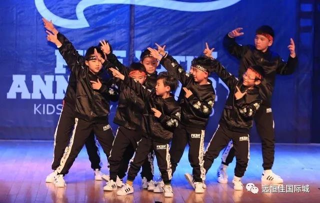 嘿，朋友！跟你們說一個消息.......