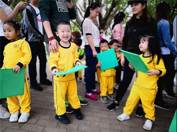 小班組社會實踐系列活動——嗨！你好！