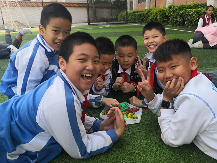 奇妙、快樂、創(chuàng)新——小學部“玩轉(zhuǎn)數(shù)學”活動周拓展學生思維創(chuàng)造力